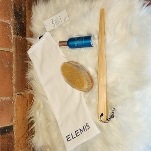 Elemis Body Detox Skin Brush & Tea Tree Spray